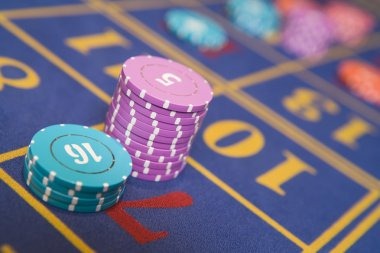 bet808 mobile lobby with Tembak Ikan and slot categories